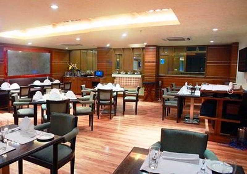 Comfort Inn Gsk Amritsar Ngoại thất bức ảnh